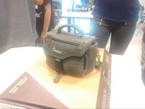 Foto con impostazioni corrette ma bagliore sul fondale.