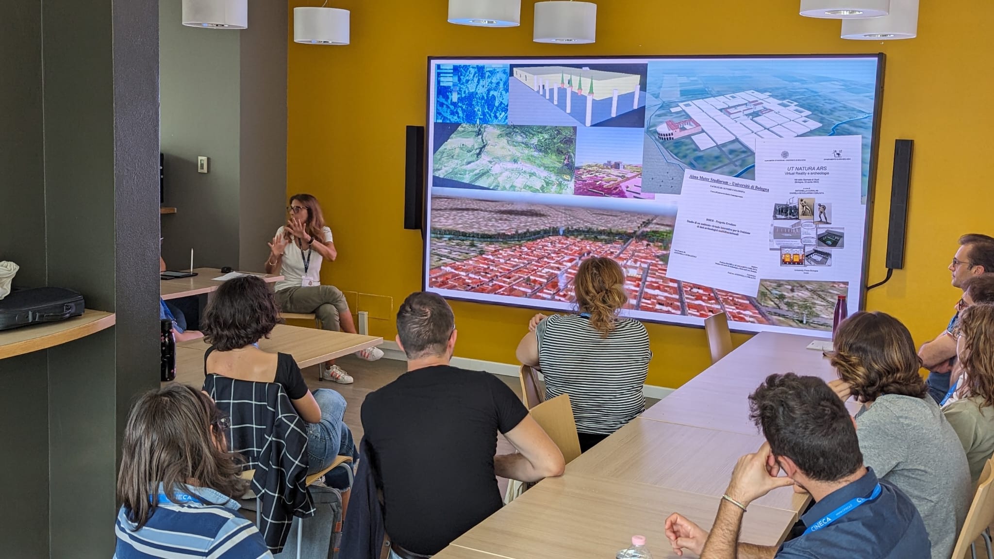 lezione al video wall, scuola 2023
